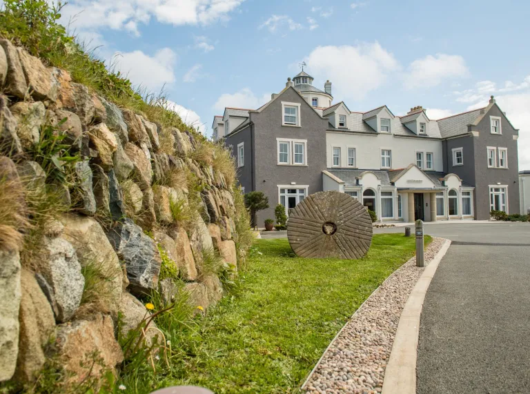 A view of the hotel from it's grounds.