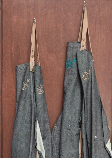 Schürzen in Dyfi Brennerei hängen 